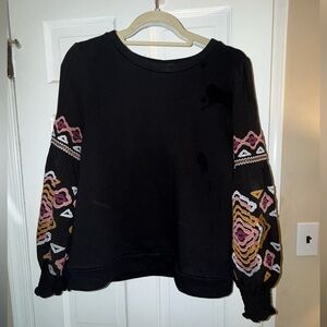 THML black top size L with Embroidered Sleeves